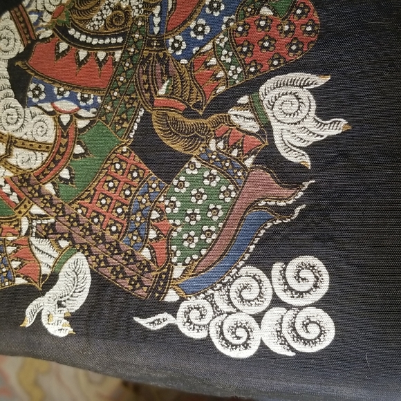 Vtg Asian silk panel depicting warriors - Picture 3 of 12